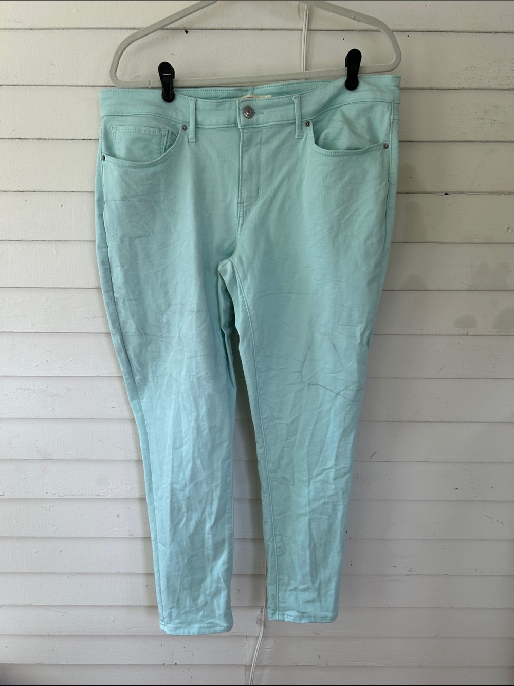 Mint 711 Levi’s skinny jeans size 33